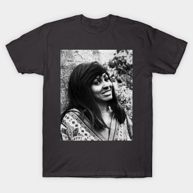 Tina Turner T-Shirt by Mollie